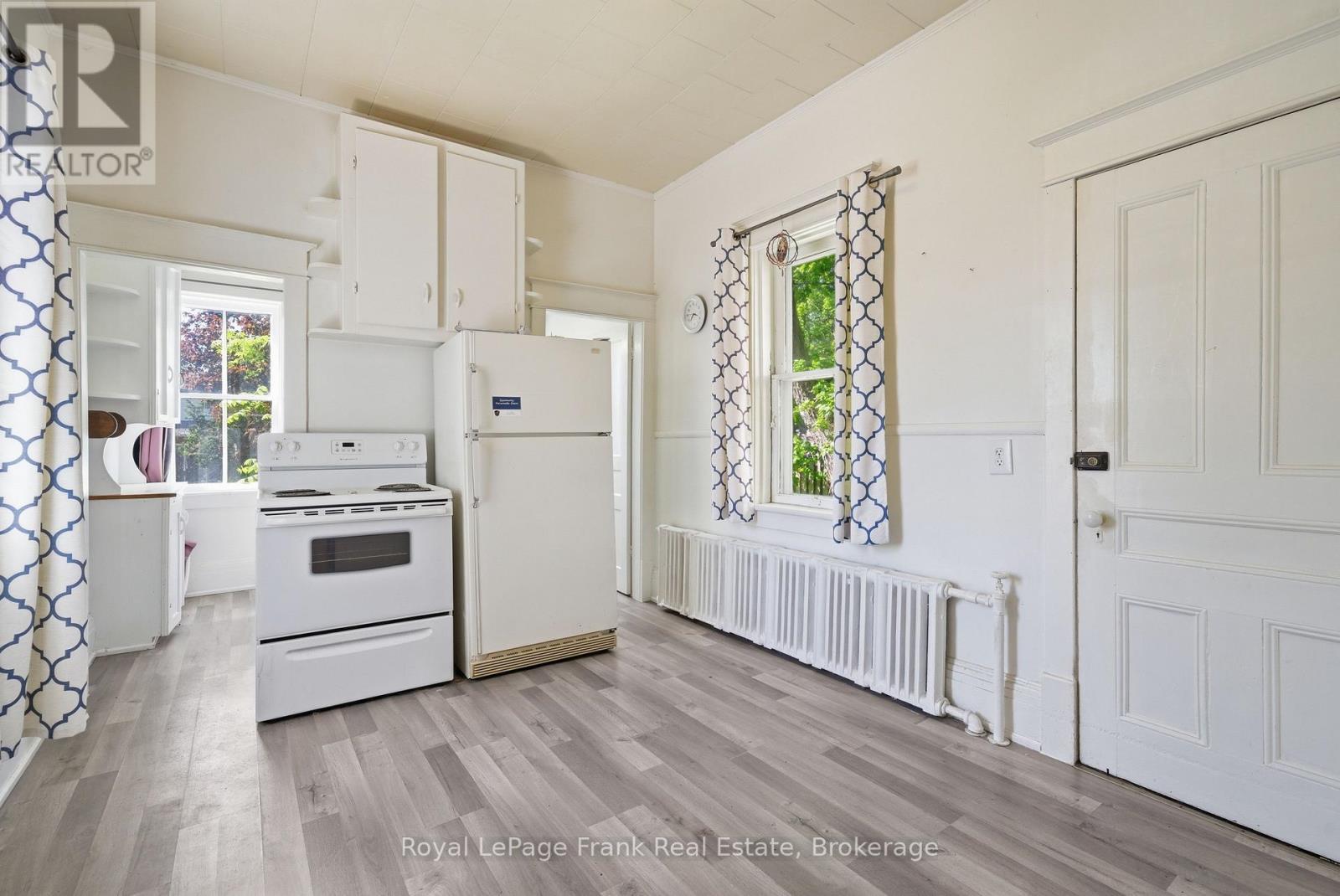 279 Kent Street W, Kawartha Lakes, Ontario  K9V 2Z8 - Photo 12 - X13164360