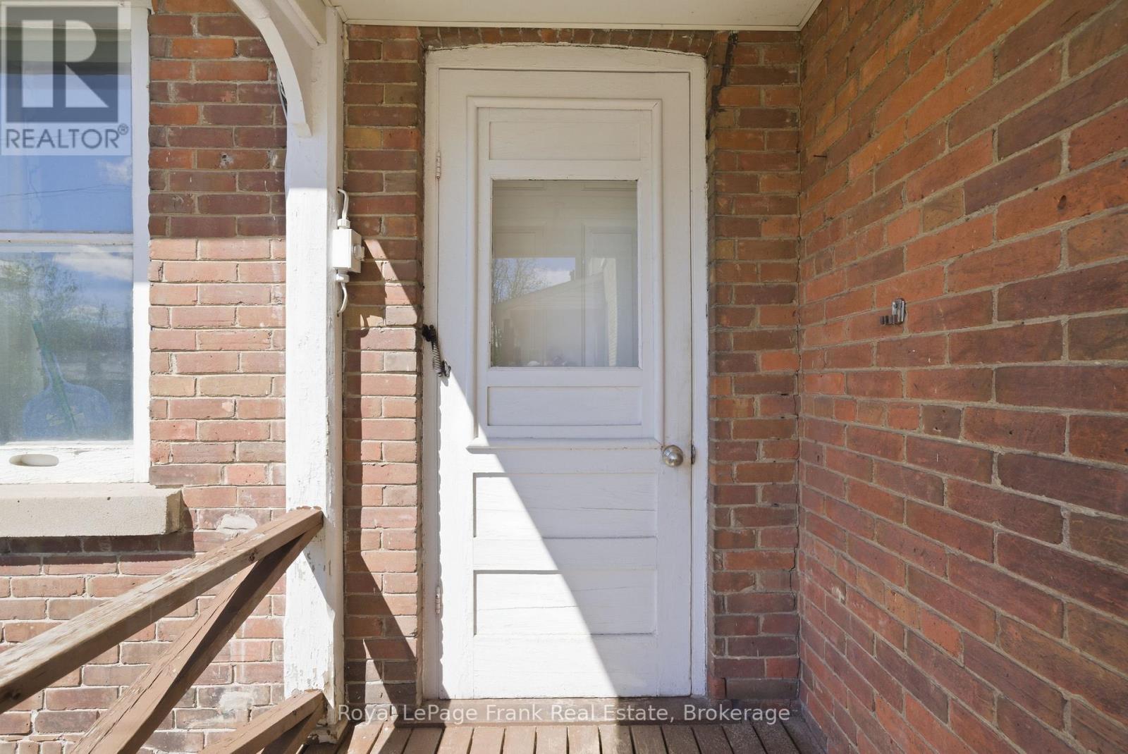 279 Kent Street W, Kawartha Lakes, Ontario  K9V 2Z8 - Photo 7 - X13164360