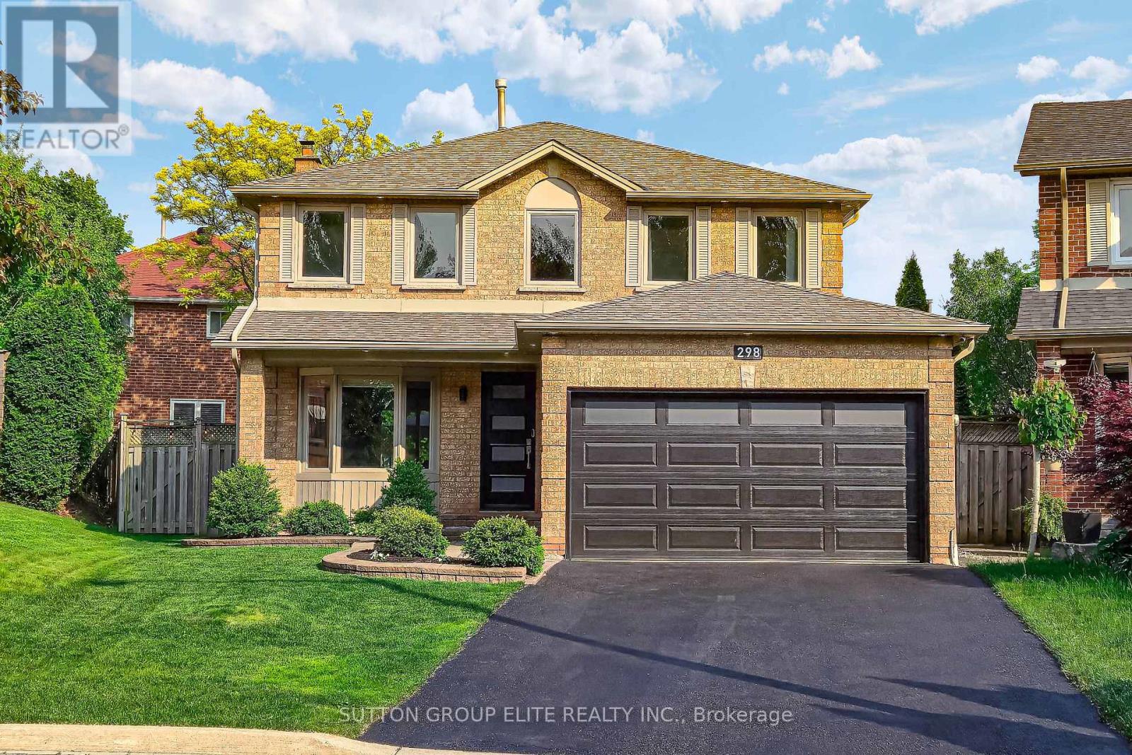298 FREDERICKSBURG COURT, Mississauga, Ontario