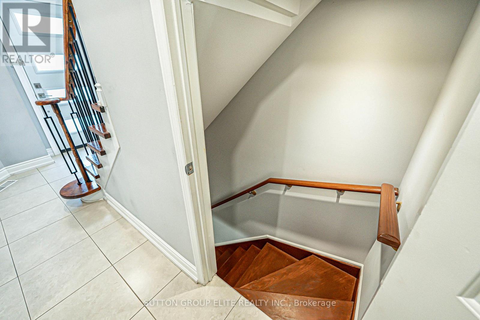 298 Fredericksburg Court, Mississauga, Ontario  L4Z 2T2 - Photo 33 - W13215700