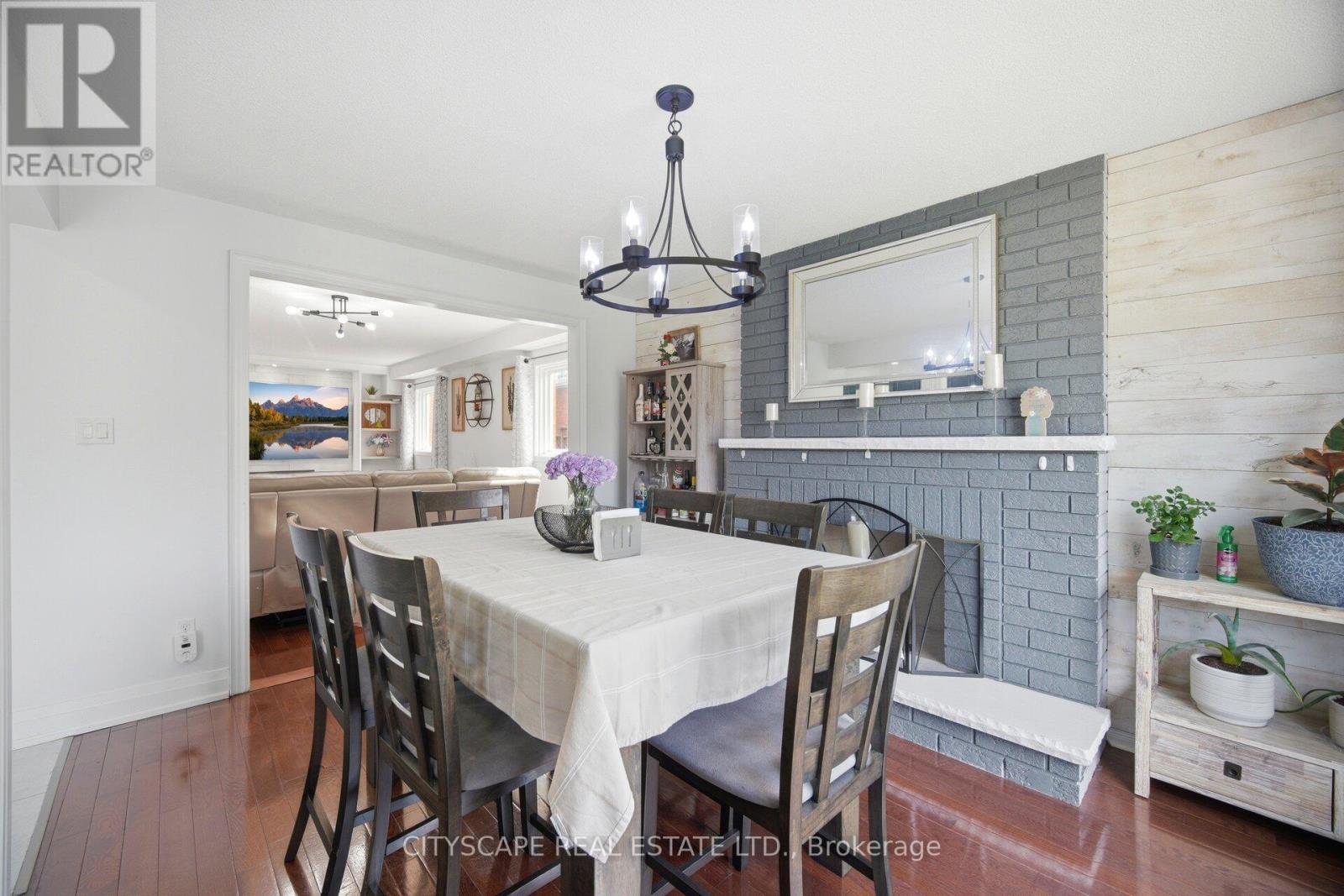 66 Castle Hill Road, Brampton, Ontario  L6X 4E1 - Photo 9 - W13215762
