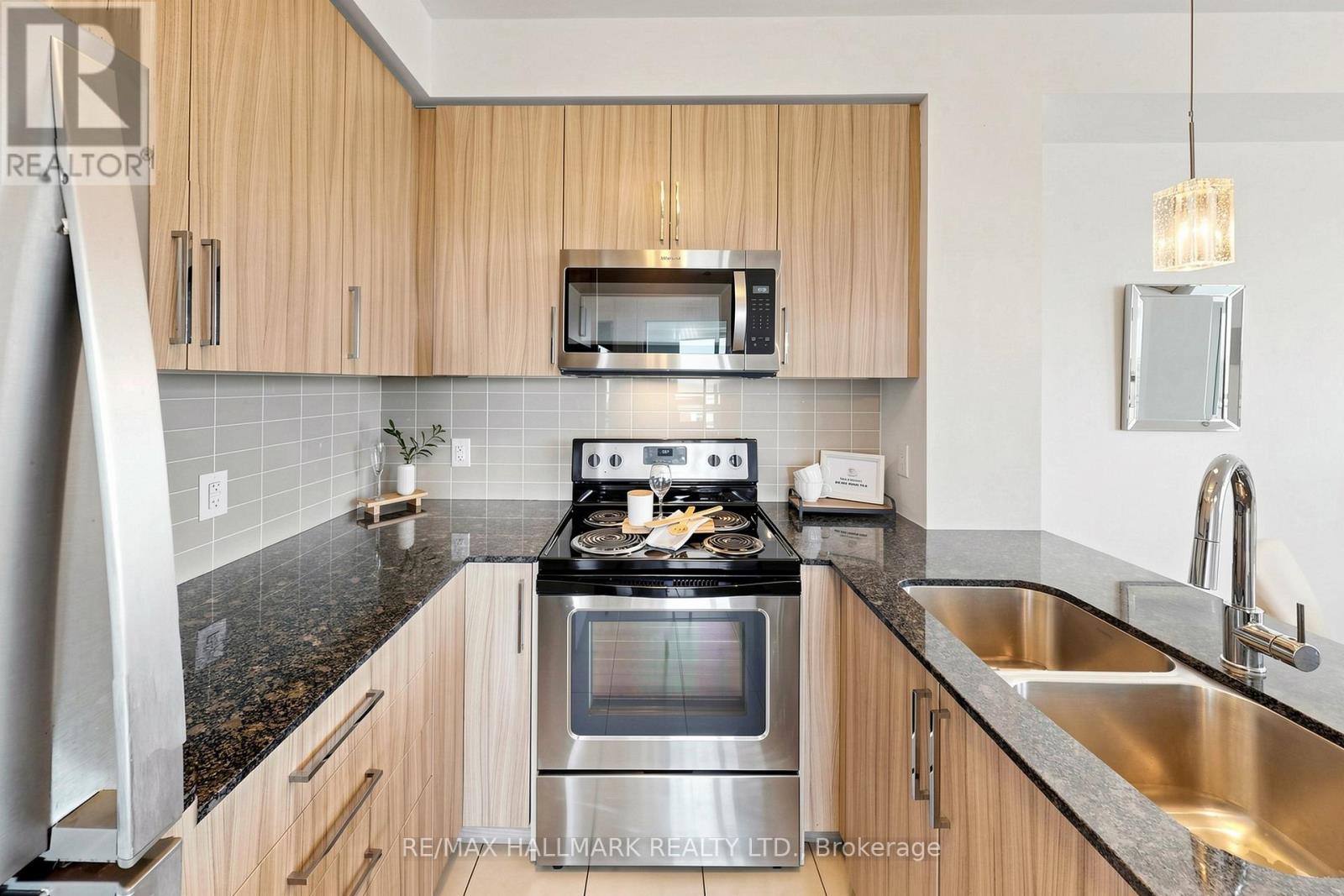 1207 - 840 Queens Plate Drive, Toronto, Ontario  M9W 0E7 - Photo 11 - W13215764