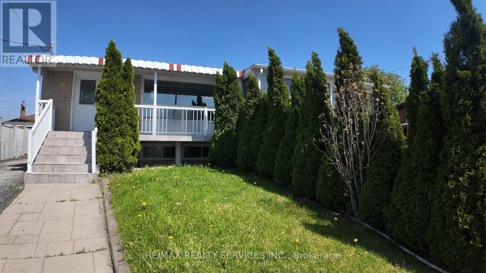33 BIMINI CRESCENT, Toronto, Ontario
