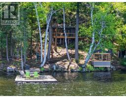 1233 STINSON DRIVE, Highlands East, Ontario