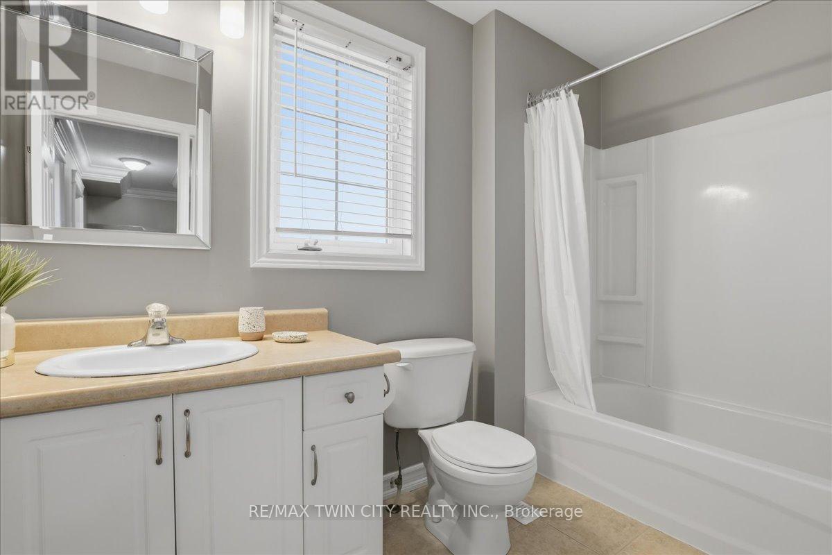 151 Decaro Crescent, Cambridge, Ontario  N3C 4M4 - Photo 28 - X13215702