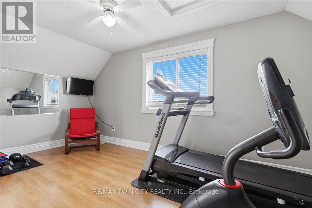 151 Decaro Crescent, Cambridge, Ontario  N3C 4M4 - Photo 31 - X13215702