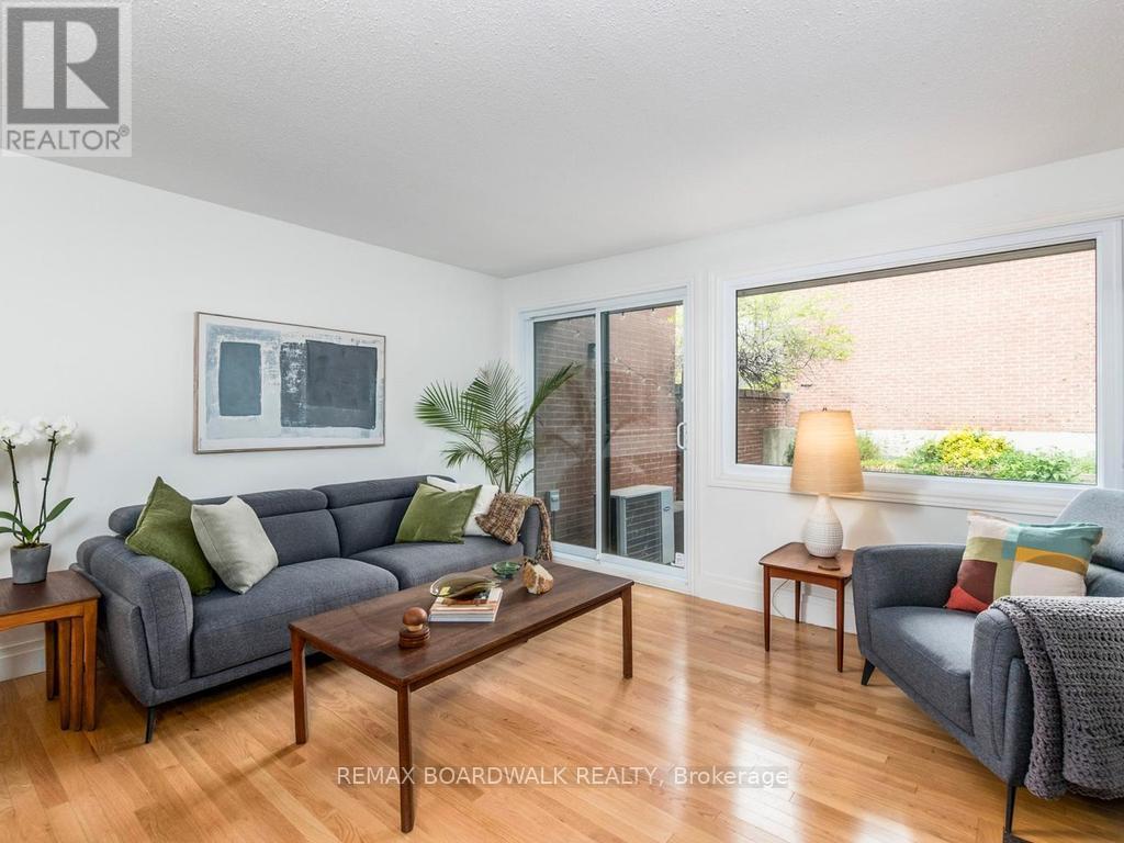 41 Putman Avenue, Ottawa, Ontario K1M 1Z1 - Photo 10 - X13215868