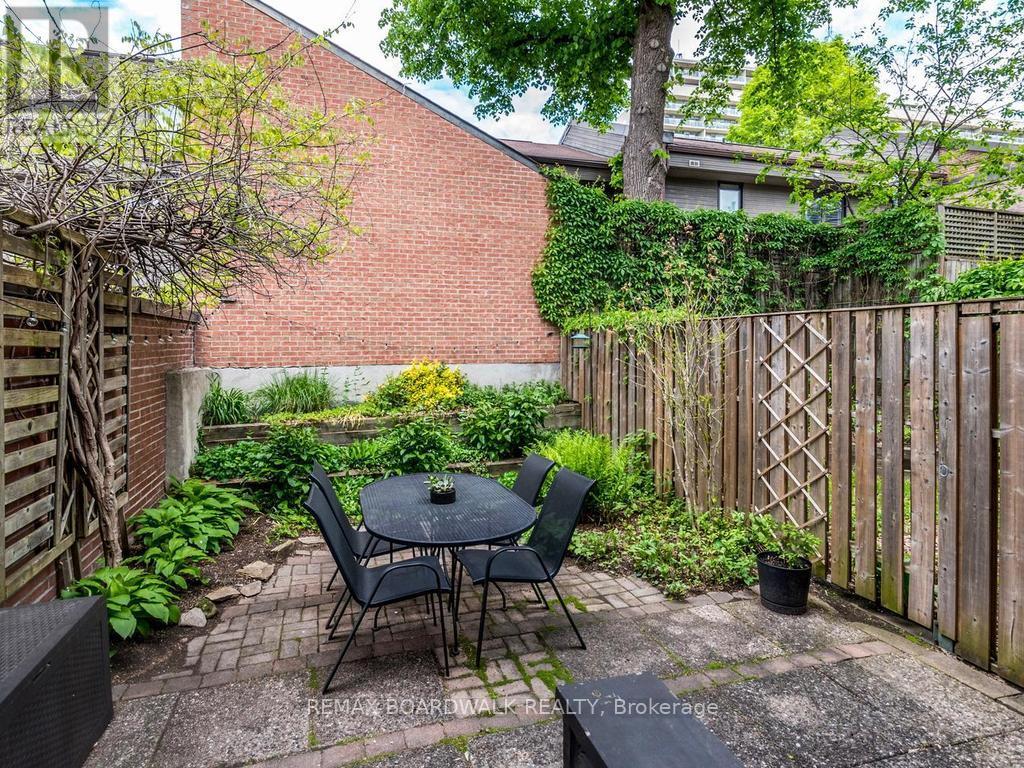41 Putman Avenue, Ottawa, Ontario K1M 1Z1 - Photo 11 - X13215868