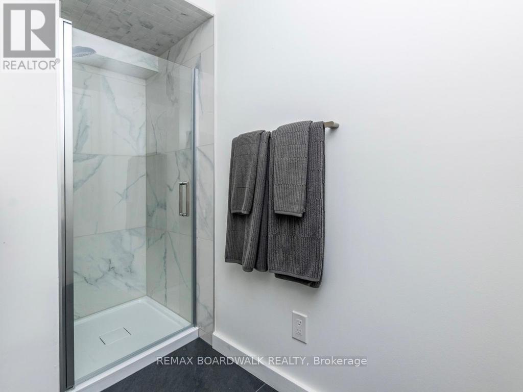 41 Putman Avenue, Ottawa, Ontario K1M 1Z1 - Photo 5 - X13215868