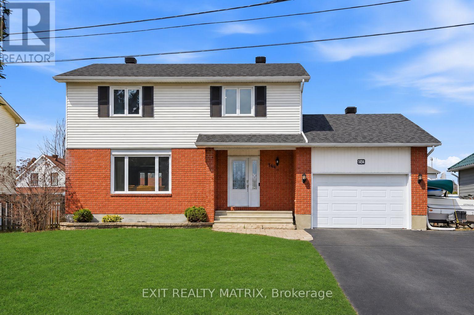144 CENTENAIRE STREET, Russell, Ontario