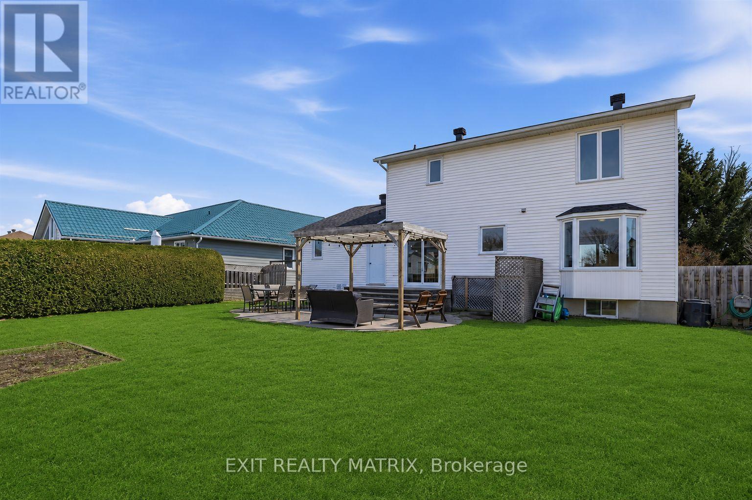 144 Centenaire Street, Russell, Ontario  K0A 1W0 - Photo 33 - X13215942