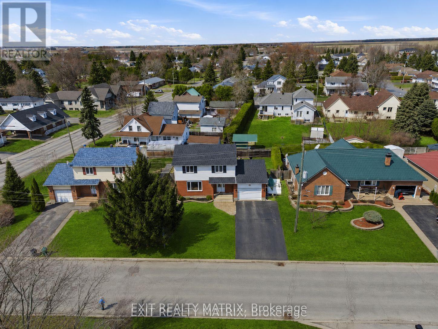 144 Centenaire Street, Russell, Ontario  K0A 1W0 - Photo 37 - X13215942