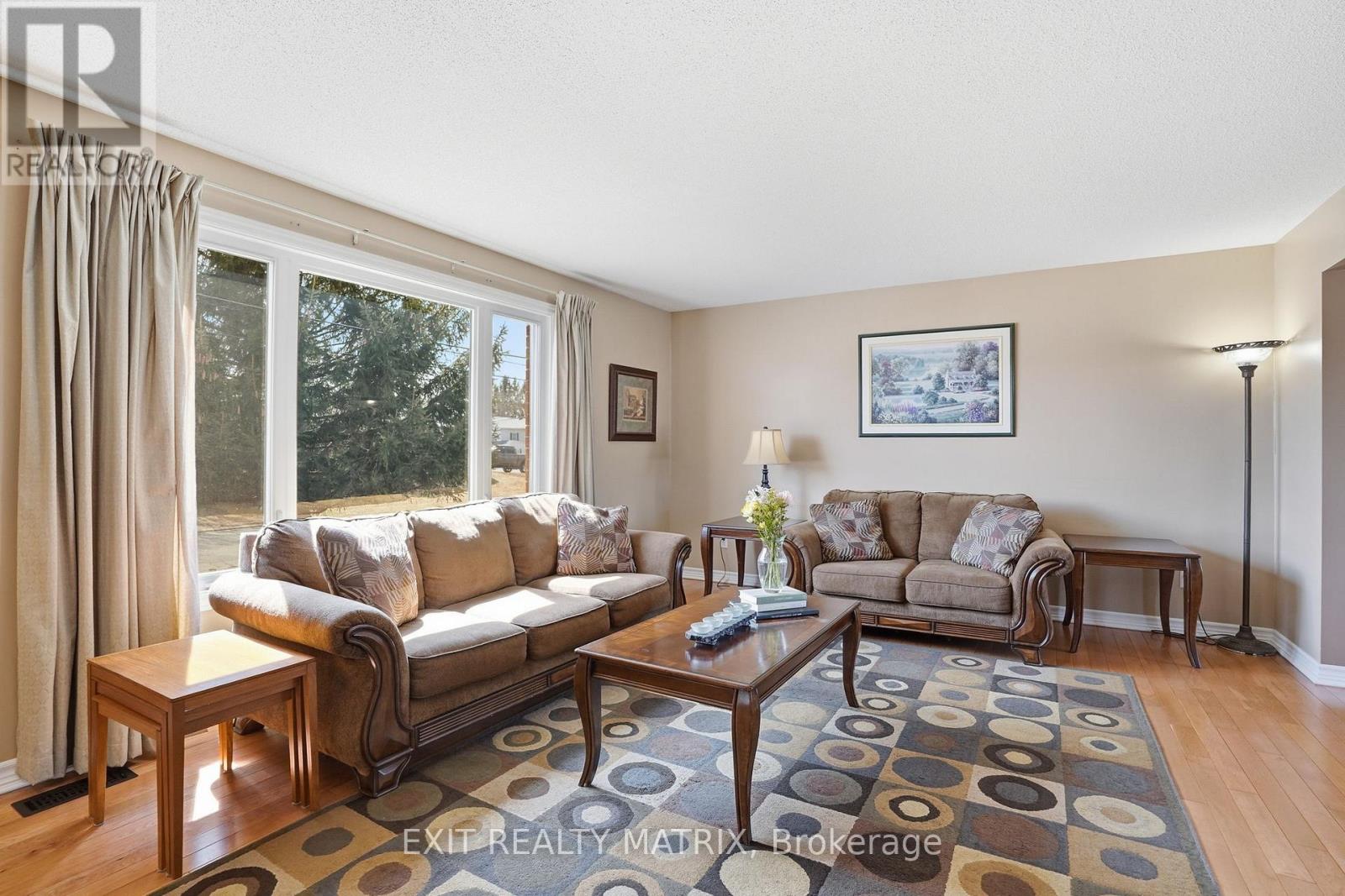 144 Centenaire Street, Russell, Ontario  K0A 1W0 - Photo 6 - X13215942