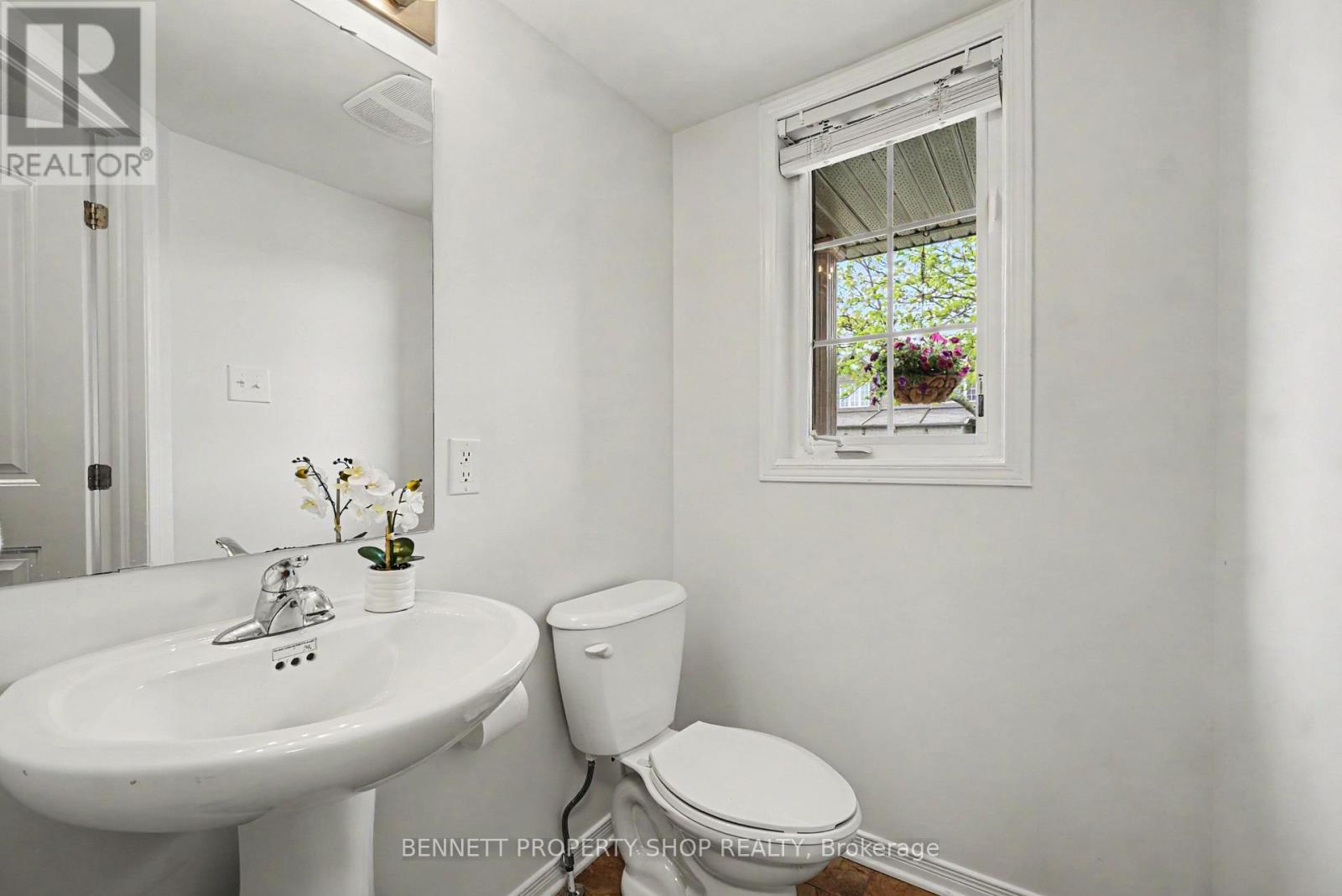 330 Laguna Street, Ottawa, Ontario K1T 0L1 - Photo 10 - X13215960
