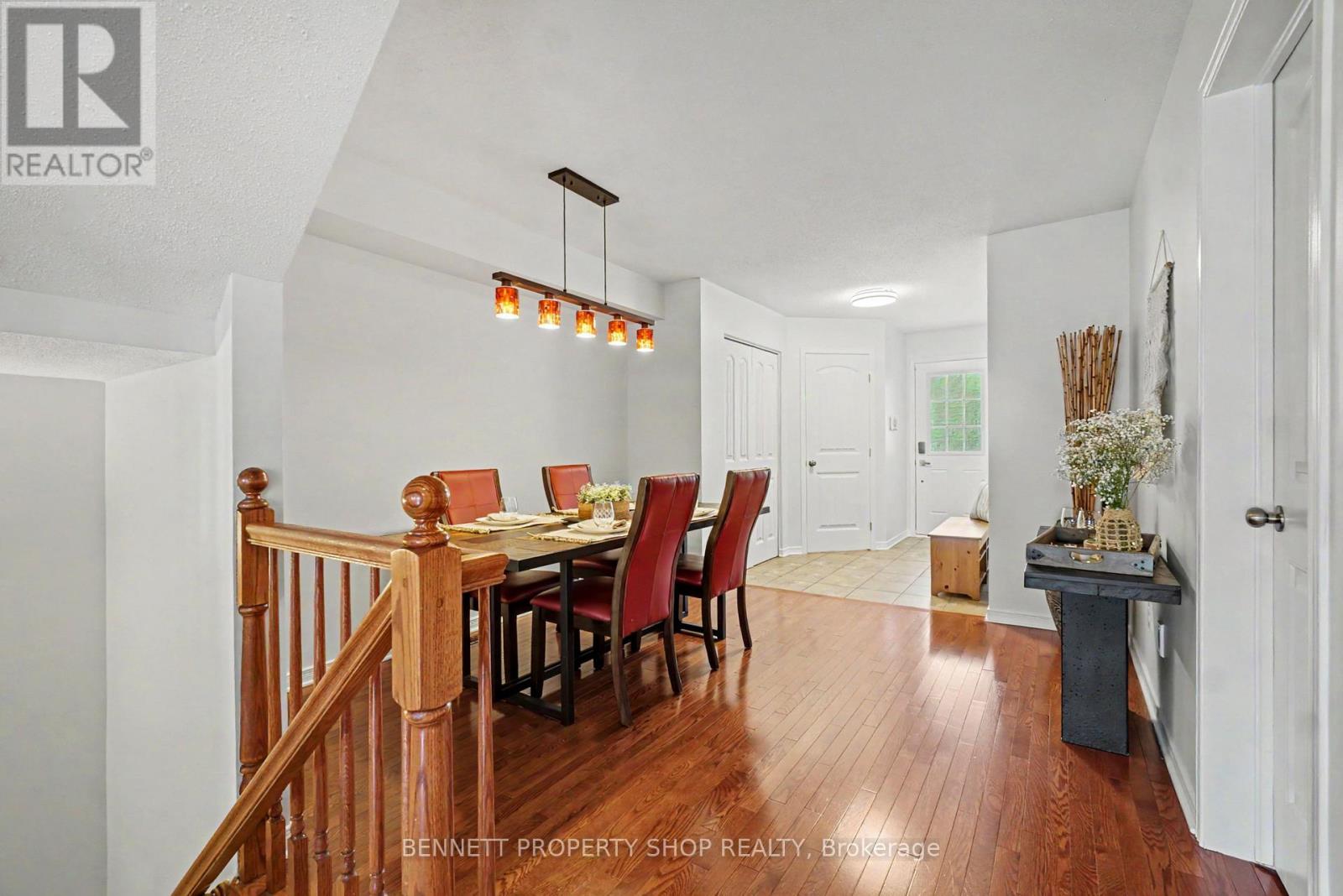 330 Laguna Street, Ottawa, Ontario K1T 0L1 - Photo 4 - X13215960