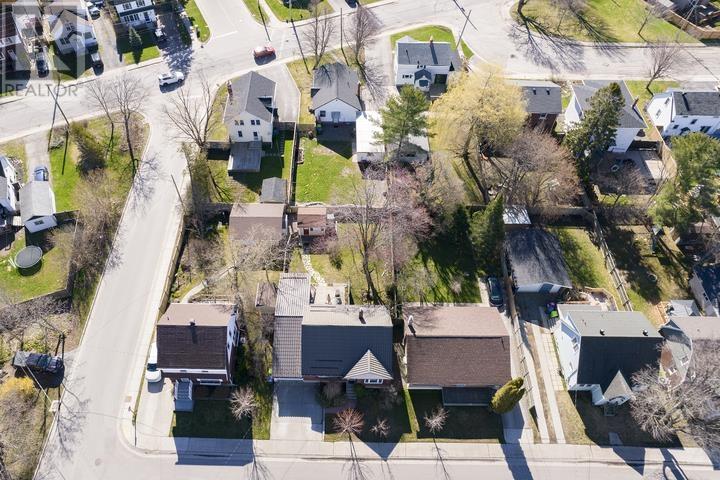 72 Coulson Ave, Sault Ste. Marie, Ontario P6A 3X5 - Photo 2 - SM261052