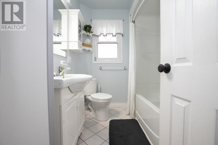 72 Coulson Ave, Sault Ste. Marie, Ontario P6A 3X5 - Photo 26 - SM261052