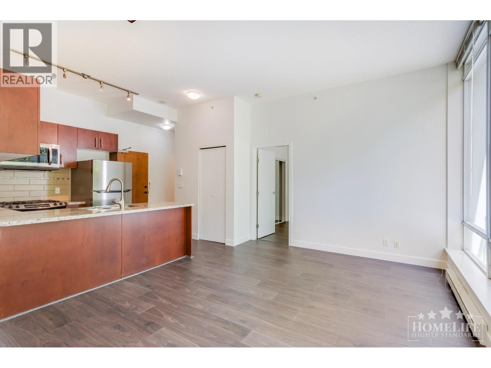 302 8280 Lansdowne Road, Richmond, British Columbia  V6X 0B2 - Photo 3 - R3129747
