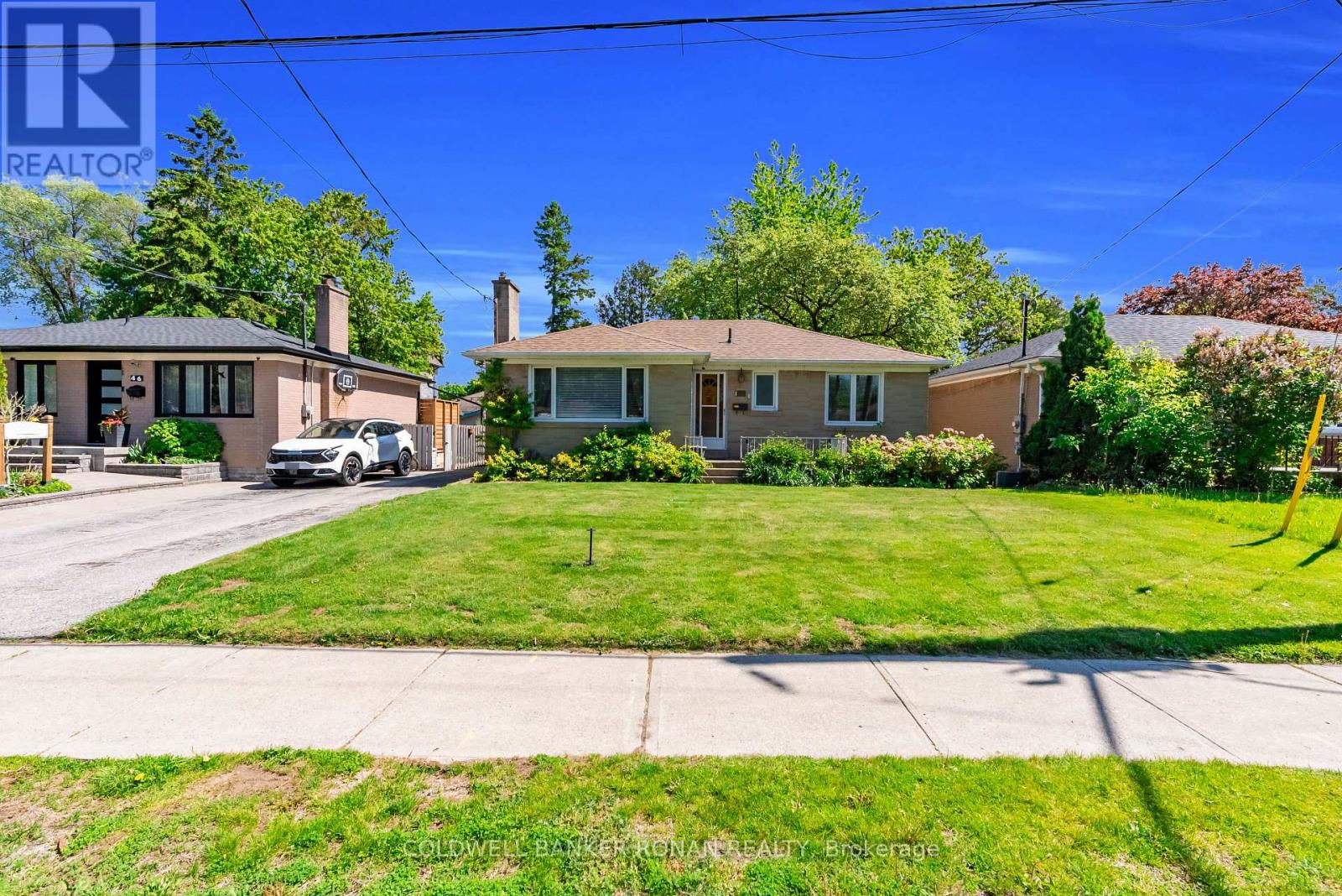48 Cartier Crescent, Richmond Hill, Ontario  L4C 2N2 - Photo 11 - N13215150