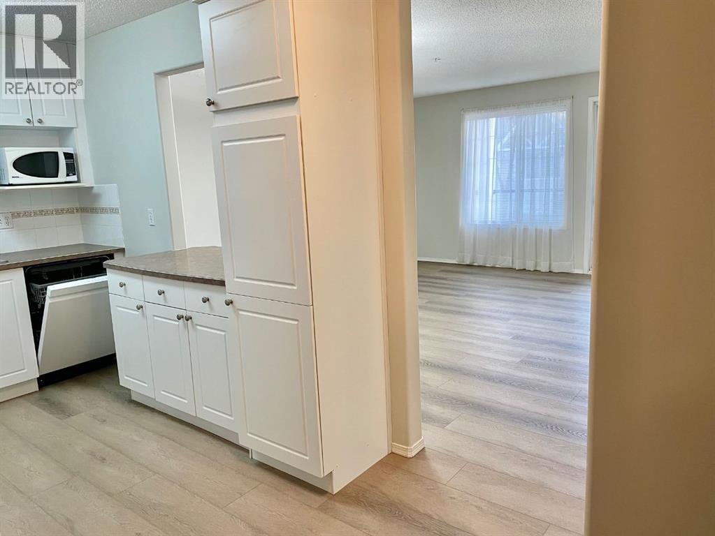1207, 928 Arbour Lake Road Nw, Calgary, Alberta  T3G 5T2 - Photo 17 - A2277589