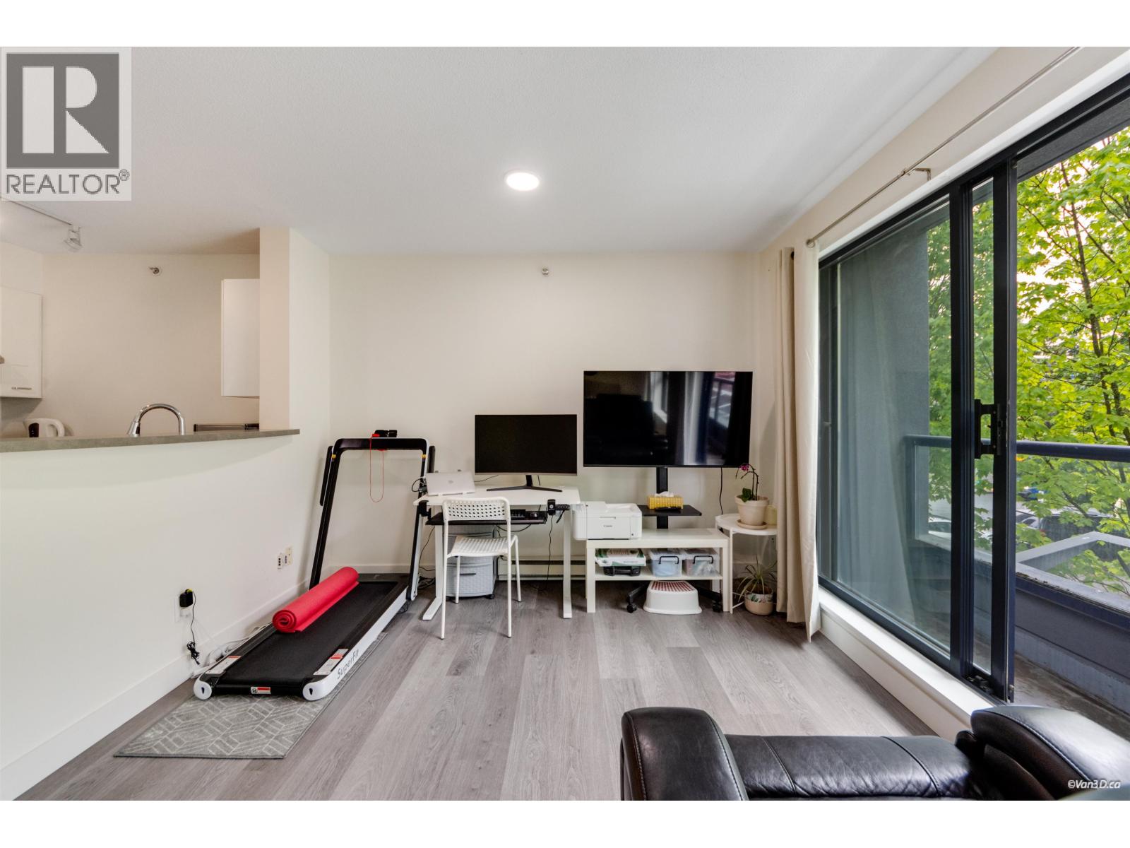 205 3438 Vanness Avenue, Vancouver, British Columbia  V5R 6E7 - Photo 6 - R3129717
