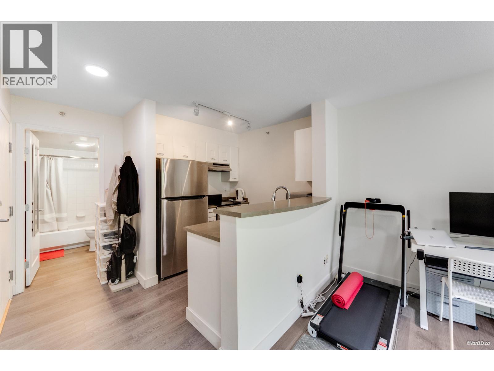 205 3438 Vanness Avenue, Vancouver, British Columbia  V5R 6E7 - Photo 9 - R3129717