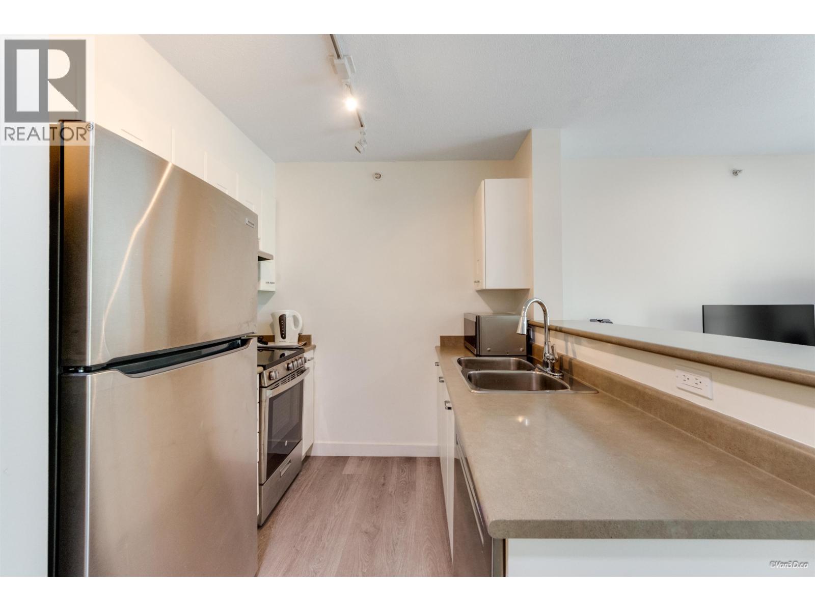 205 3438 Vanness Avenue, Vancouver, British Columbia  V5R 6E7 - Photo 4 - R3129717
