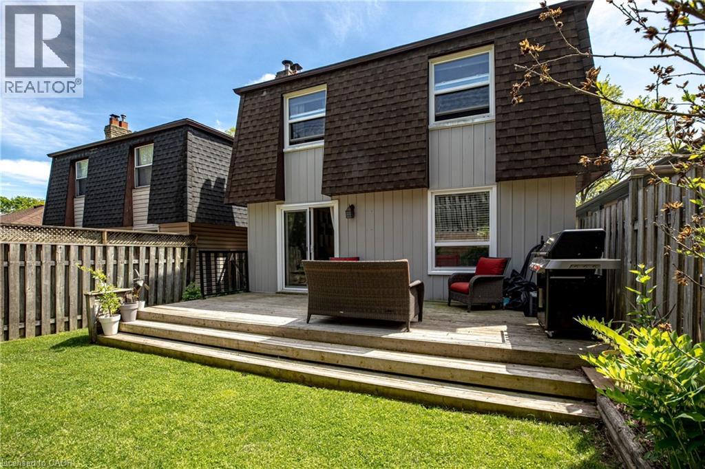 42 Bridlewood Drive, Dundas, Ontario  L9H 6H4 - Photo 40 - 40834268