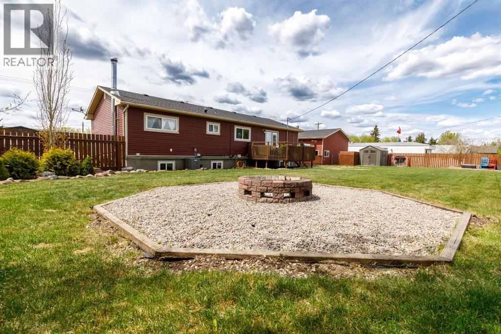 1805 27 Avenue, Delburne, Alberta  T0M 0v0 - Photo 32 - A2315635