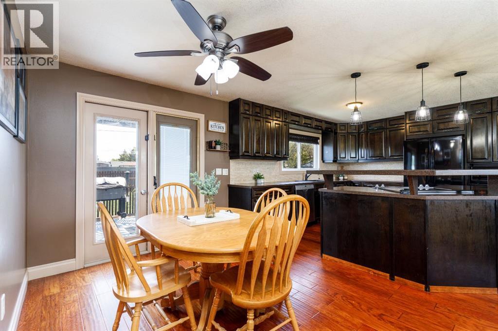 1805 27 Avenue, Delburne, Alberta  T0M 0v0 - Photo 6 - A2315635