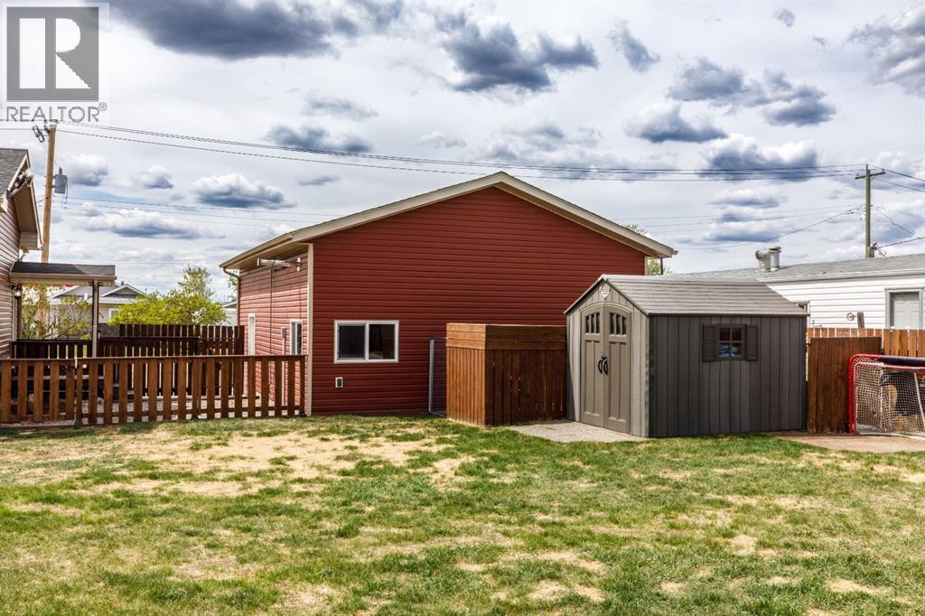 1805 27 Avenue, Delburne, Alberta  T0M 0v0 - Photo 35 - A2315635