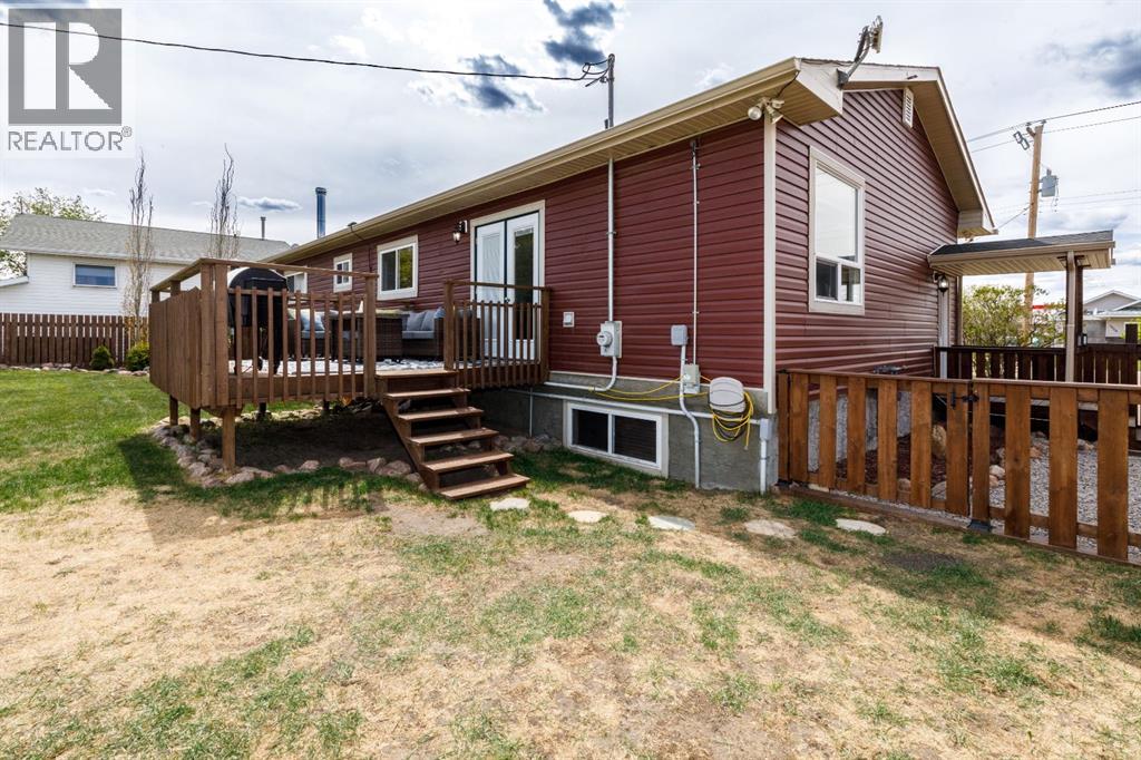 1805 27 Avenue, Delburne, Alberta  T0M 0v0 - Photo 29 - A2315635