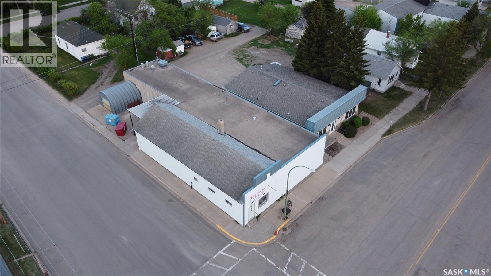 301 Franklin Street, Outlook, Saskatchewan  S0L 2N0 - Photo 2 - SK027934