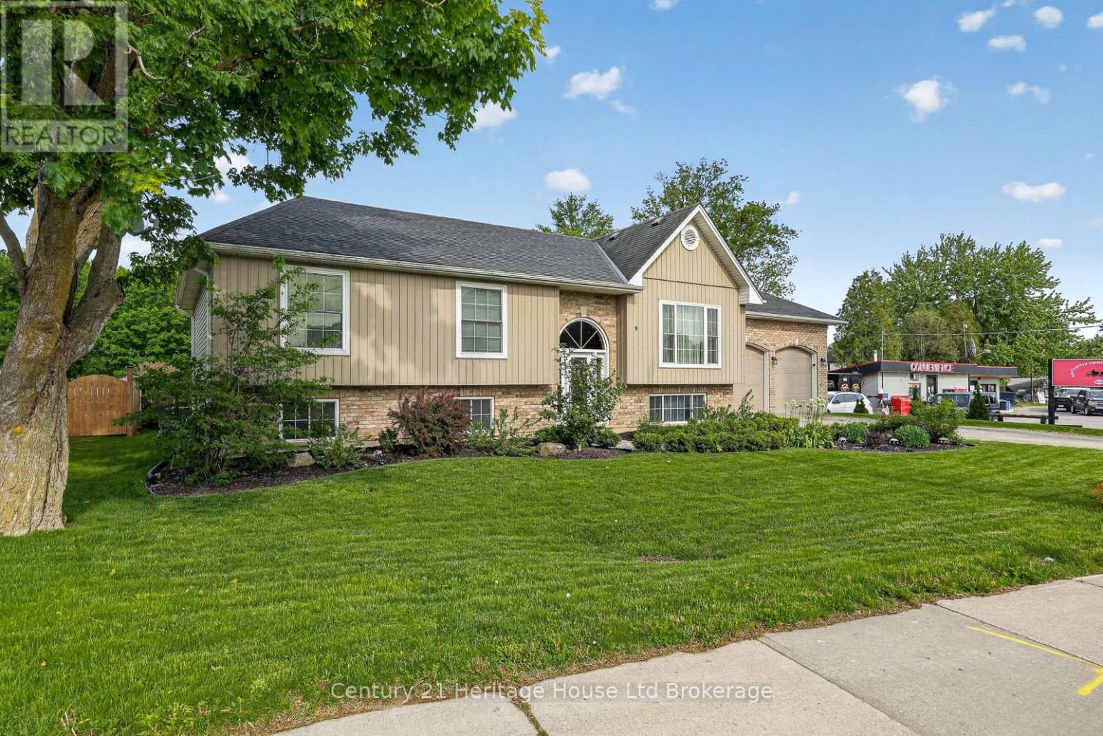 9 West Street N, Norwich, Ontario N0J 1X0 - Photo 2 - X13215904