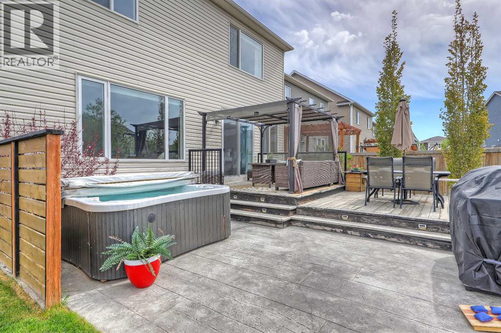1 Osborne Common Sw, Airdrie, Alberta  T4B 5E3 - Photo 7 - A2314704