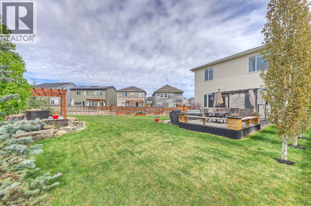 1 Osborne Common Sw, Airdrie, Alberta  T4B 5E3 - Photo 4 - A2314704