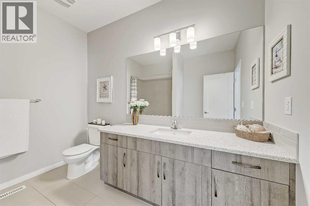 1 Osborne Common Sw, Airdrie, Alberta  T4B 5E3 - Photo 37 - A2314704