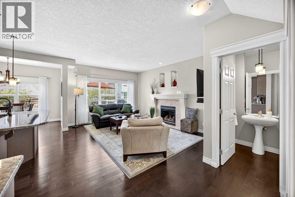 293 Bridleridge View SW, Calgary, Alberta  T2Y 0E6 - Photo 5 - A2315590