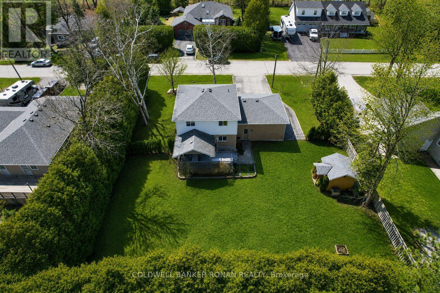 31 Marie Street, Georgina, Ontario  L0E 1L0 - Photo 2 - N13059462