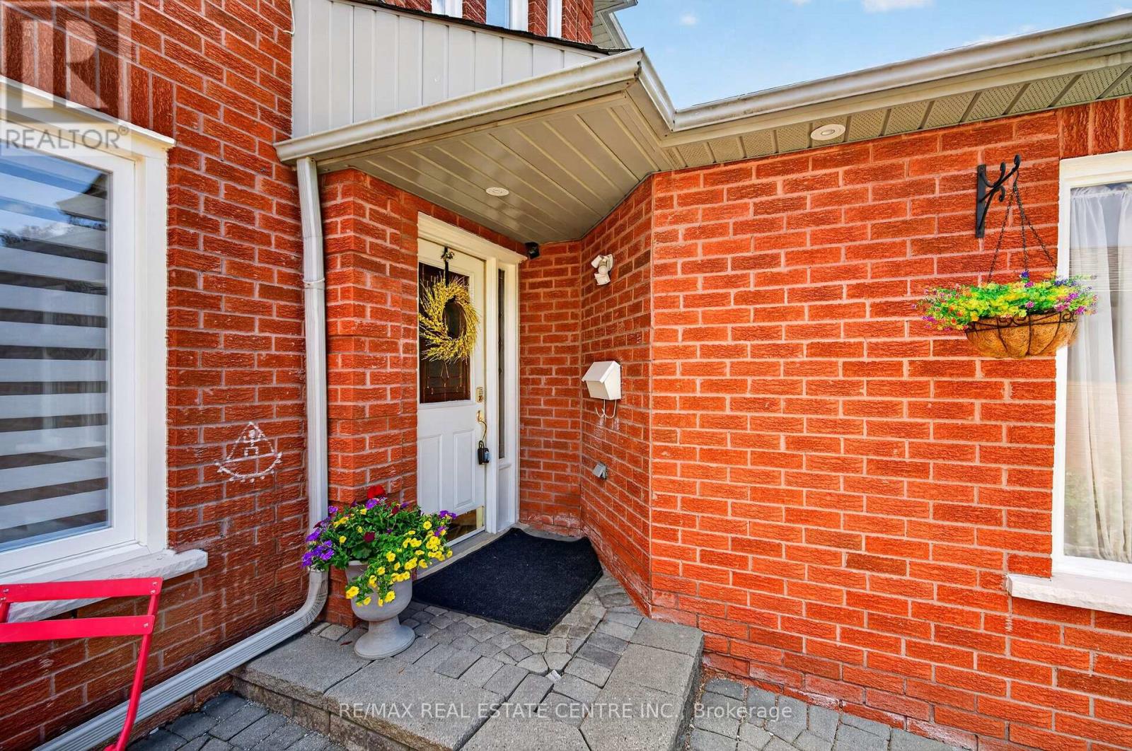 6059 Gemini Crescent, Mississauga, Ontario  L5N 6B6 - Photo 7 - W13215878