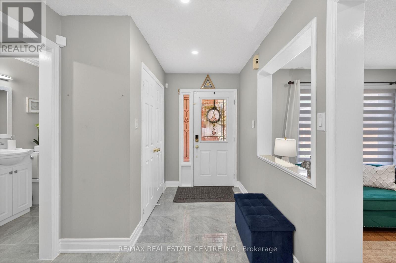 6059 Gemini Crescent, Mississauga, Ontario  L5N 6B6 - Photo 8 - W13215878