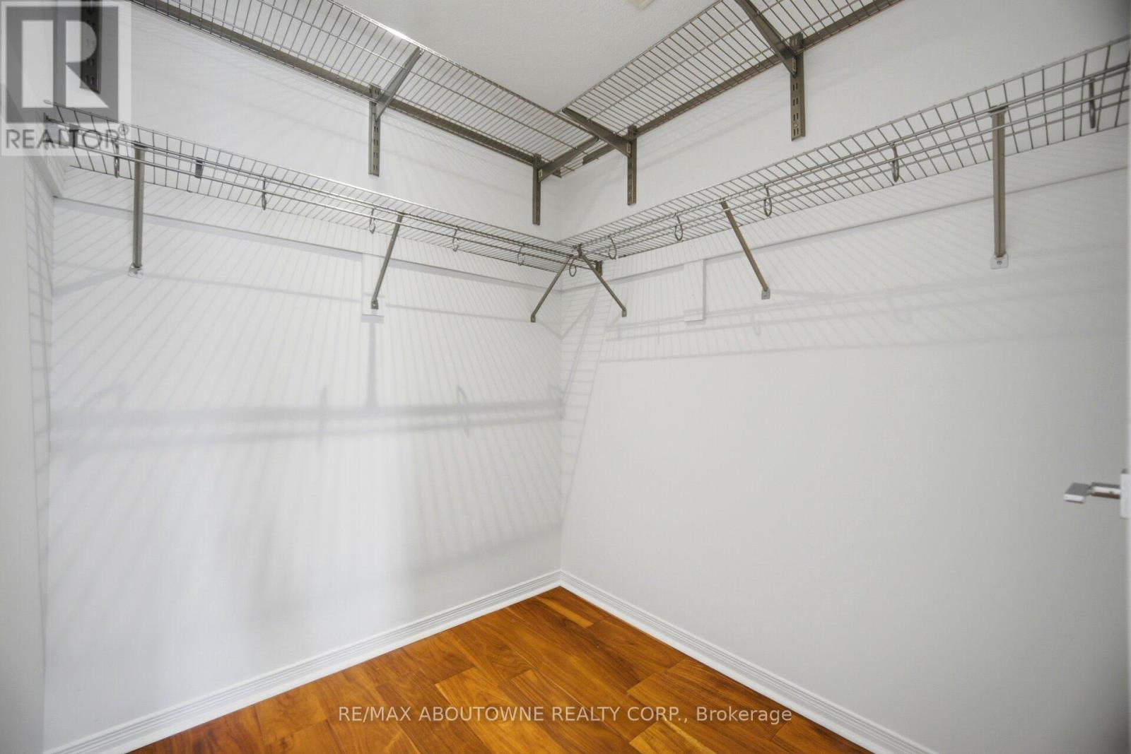 2029 Blue Jay Boulevard, Oakville, Ontario  L6M 3R4 - Photo 28 - W13215888