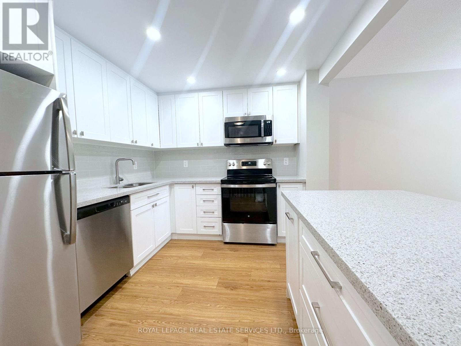 6310f Battleford Road, Mississauga, Ontario  L5N 4E3 - Photo 5 - W13215920
