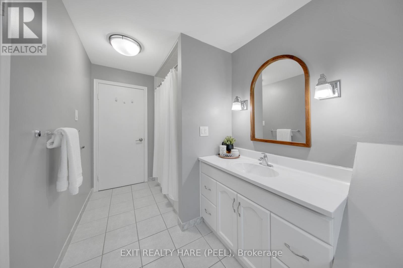 84 Addington Crescent, Brampton, Ontario  L6T 2R3 - Photo 18 - W13215930