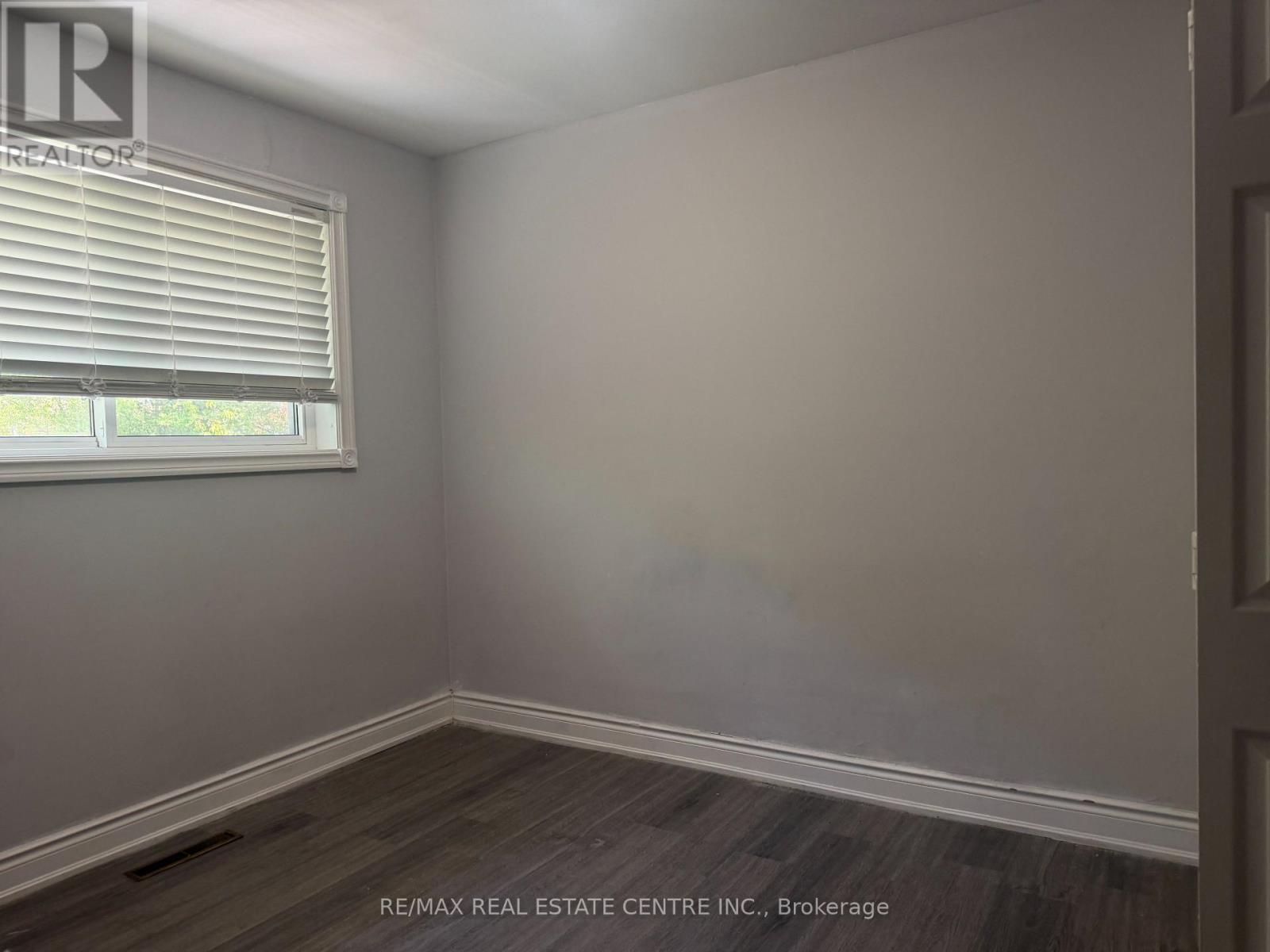 62 Corby Crescent, Brampton, Ontario  L6Y 1H1 - Photo 5 - W13215946