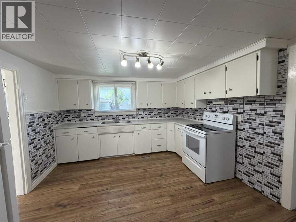 5312 57 Street, Taber, Alberta  T1G 1L7 - Photo 13 - A2310338