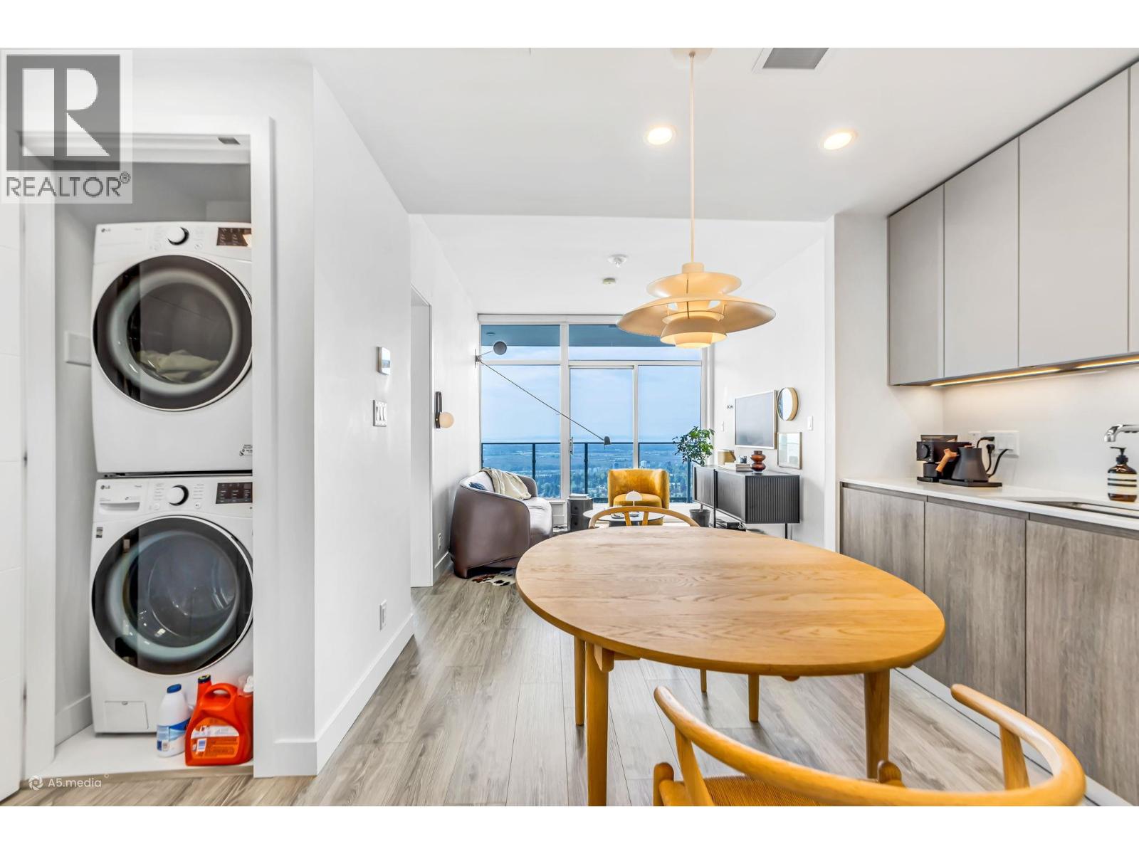 3405 6511 Sussex Avenue, Burnaby, British Columbia  V5H 0K5 - Photo 13 - R3129648