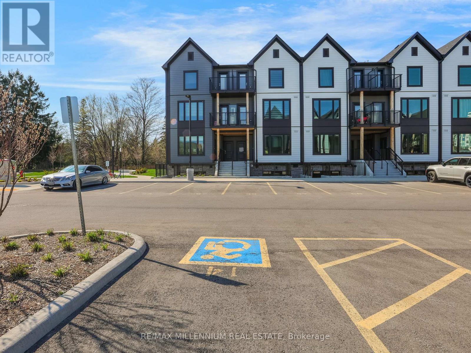 206 - 708 WOOLWICH STREET, Guelph, Ontario