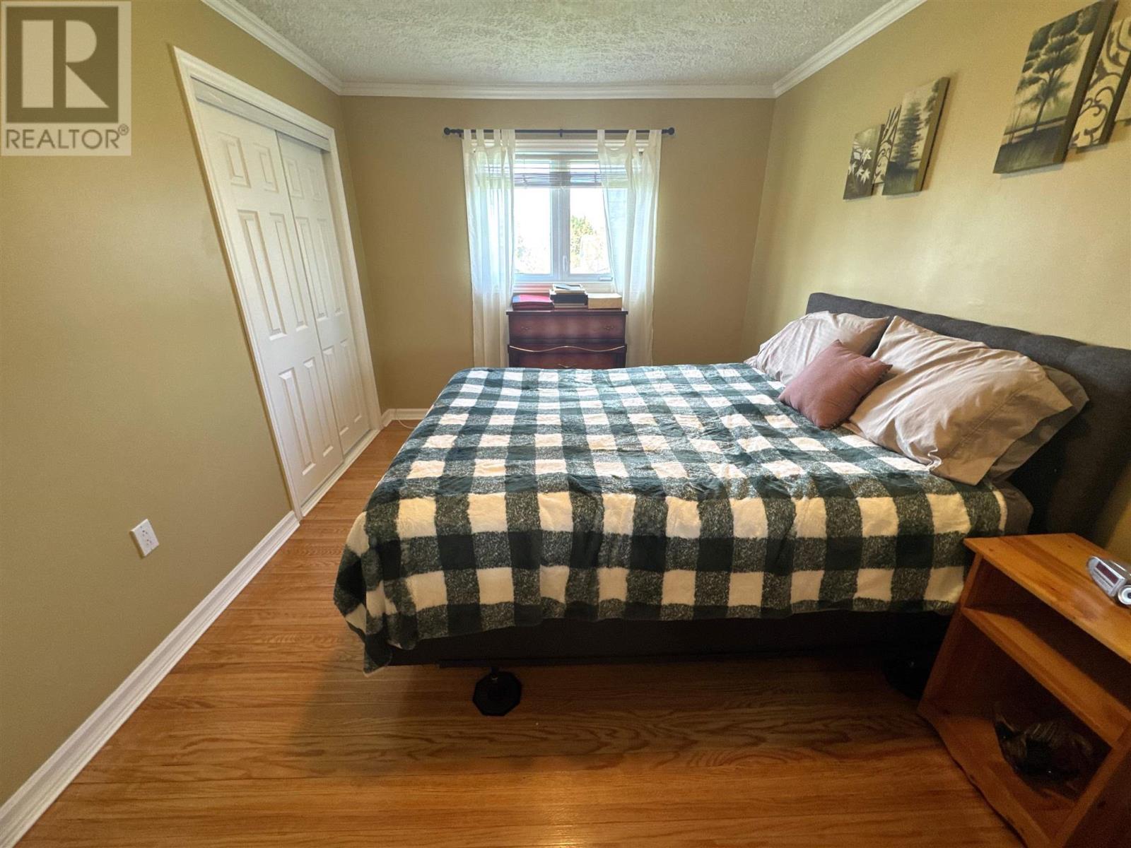 16 Brown Rd, Elliot Lake, Ontario  P5A 1K3 - Photo 12 - SM261202