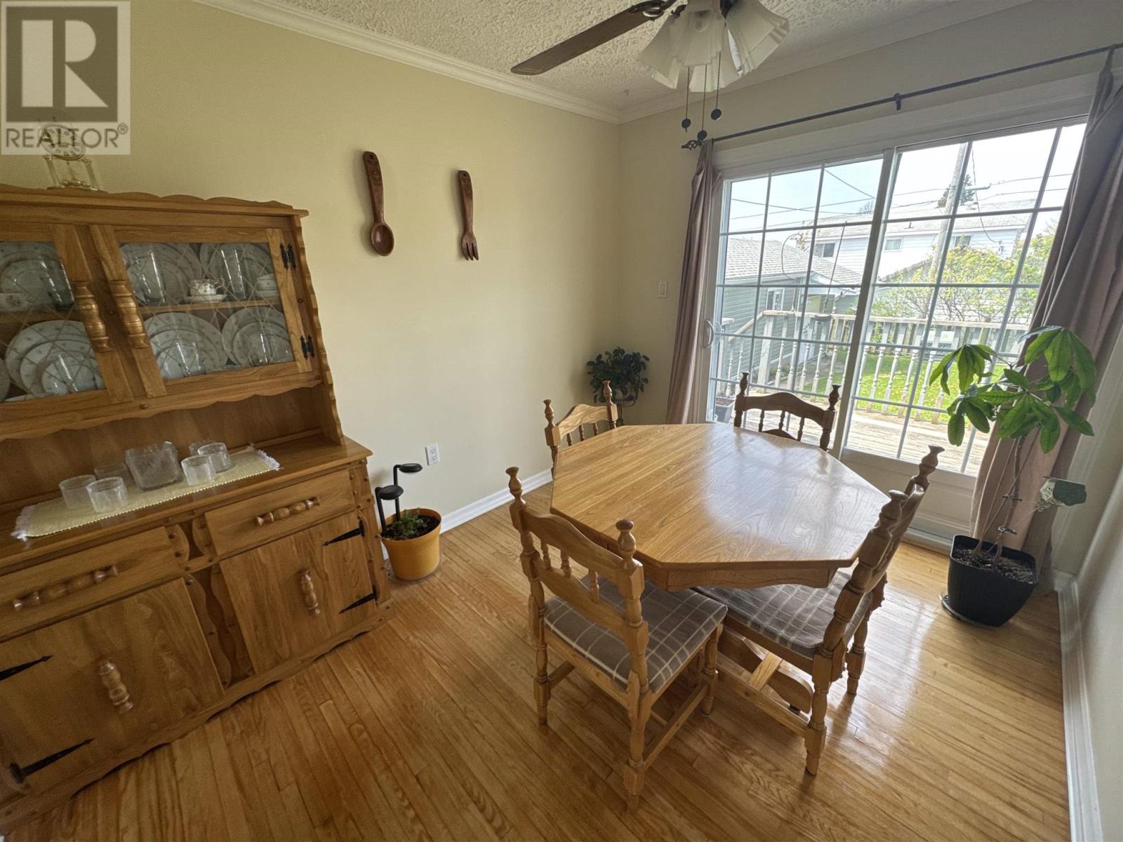 16 Brown Rd, Elliot Lake, Ontario  P5A 1K3 - Photo 11 - SM261202